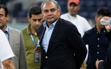 বিশ্বকাপ নিয়ে সিদ্ধান্ত নিতে পাক প্রধানমন্ত্রীর সঙ্গে বৈঠক করবেন নাকভি