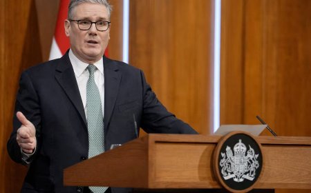 পশ্চিমা জোটে টানাপোড়েনের মধ্যেই চীন সফরে যাচ্ছেন স্টারমার