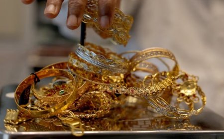 ডলারের মান কমায় বেড়েছে স্বর্ণের দাম