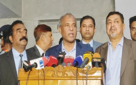 আগের তুলনায় এবার ভোটের প্রস্তুতি অনেক ভালো: স্বরাষ্ট্র উপদেষ্টা