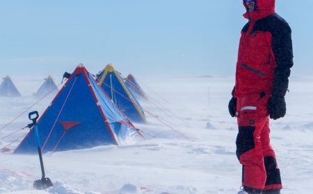 Camping on Thwaites Glacier