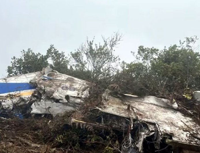 Colombia plane crash kills all 15 on board
