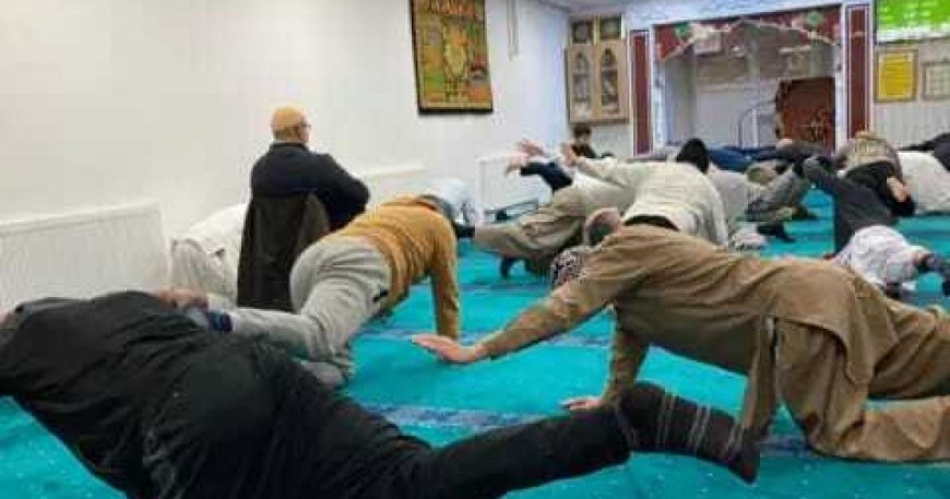 যুক্তরাজ্যের মসজিদ: নামাজের গণ্ডি পেরিয়ে জীবনরক্ষার আশ্রয়