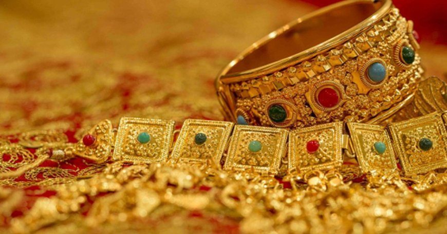 স্বর্ণের দামে মেগা উল্লম্ফন: অর্থনীতিতে কী সংকেত দিচ্ছে 