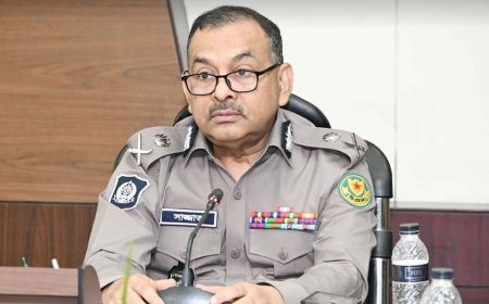 ইন্টারকন্টিনেন্টাল মোড়ে সংঘর্ষ, আহত অতিরিক্ত ডিআইজিসহ ১৬ পুলিশ