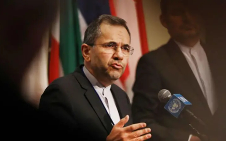 নিষেধাজ্ঞা প্রত্যাহারে আগ্রহ দেখালে চুক্তিতে প্রস্তুত তেহরান