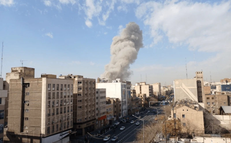 ইরানে হামলার দাবি ইসরায়েলের, তেহরানে বিস্ফোরণ