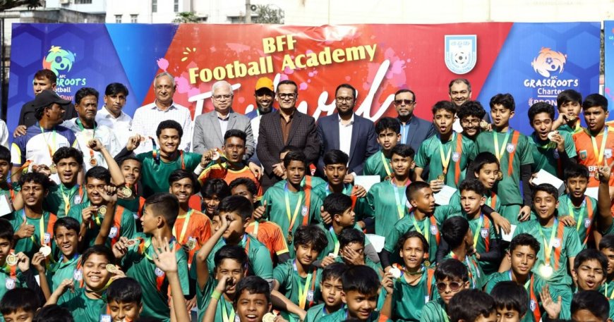 খুদে ফুটবলারদের নিয়ে উৎসব 