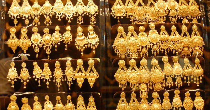 সকালে কমে রাতেই বাড়লো স্বর্ণের দাম