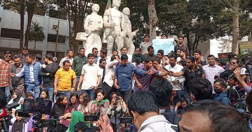 জামায়াত আমিরকে নারীদের কাছে ক্ষমা চাইতে হবে: ছাত্রদল