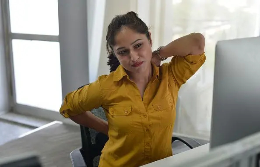 ঘরে ঘরে মাথাব্যথা, চোখ ও ঘাড়ের যন্ত্রণা: ভাইরাস না ঋতু পরিবর্তনের প্রভাব?