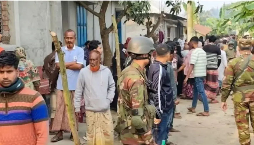 নড়াইলে আধিপত্য বিস্তারকে কেন্দ্র করে রক্তক্ষয়ী সংঘর্ষ; নিহত ৫