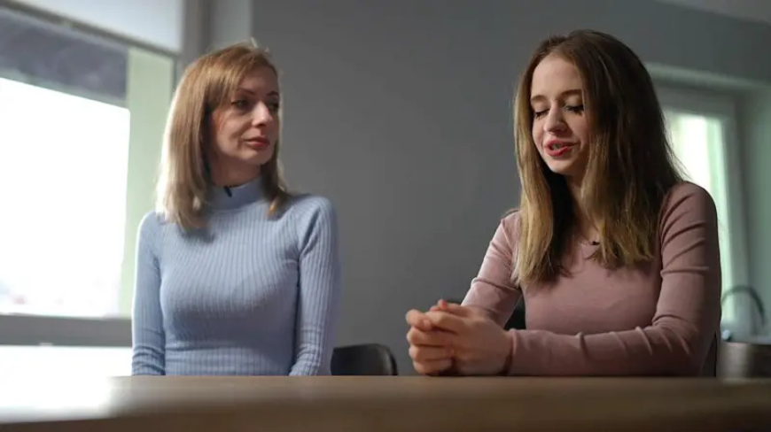 চ্যাটজিপিটির কাছে তো সাহায্য চেয়েছিলাম, আত্মহত্যা কীভাবে করব ?