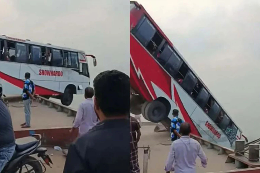 দৌলতদিয়া ঘাটে ফেরিতে উঠতে গিয়ে বাস নদীতে