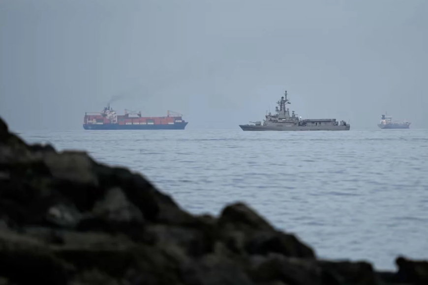 হরমুজ প্রণালিতে ইরানের নিয়ন্ত্রণ,  টোল বুথ’: জাহাজপ্রতি ২০ লাখ ডলার ফি