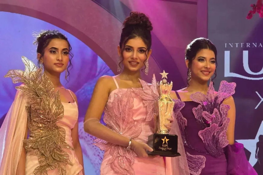 লাক্স সুপারস্টার’ ২০২৬-এর মুকুট রাজশাহীর বিদুষী বর্ণিতার মাথায়